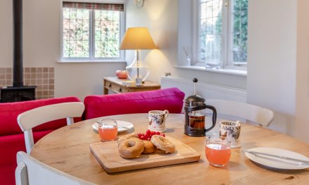 1 Bed in East Anstey 3