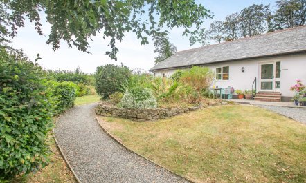 2 Bed in North Tamerton