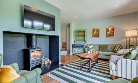 3 Bed in Chapmanslade