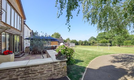 6 Bed in Docklow 7
