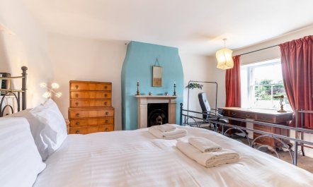 3 Bed in Cromford 9
