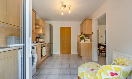 2 Bed in Broad Haven 8