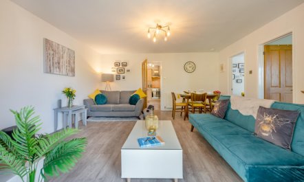 2 Bed in Broad Haven 2