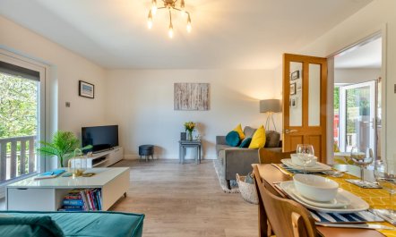 2 Bed in Broad Haven 4