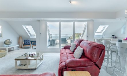 4 Bed in Ilfracombe 1