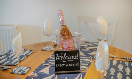 1 Bed in Teignmouth 9