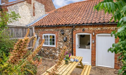 2 Bed in Burnham Overy Staithe 7