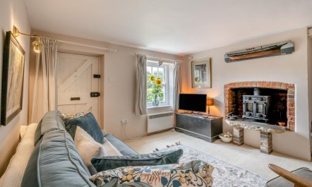 2 Bed in Burnham Overy Staithe 1