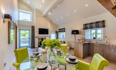 2 Bed in Middleton 3