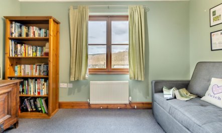 5 Bed in Ystrad Meurig 9