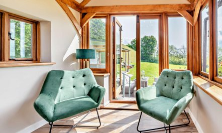 3 Bed in Westward Ho 3