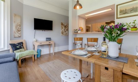 2 Bed in Bexhill-on-Sea 6