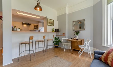 2 Bed in Bexhill-on-Sea 2