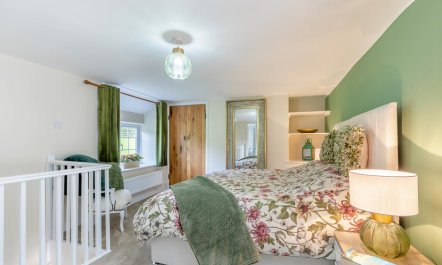 1 Bed in Huish Champflower 9