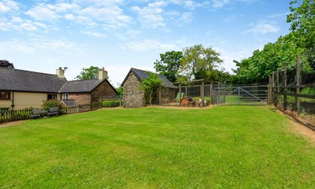 1 Bed in Huish Champflower 1