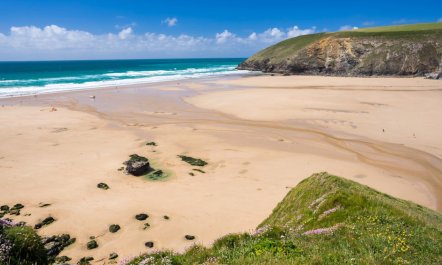 3 Bed in Mawgan Porth 1
