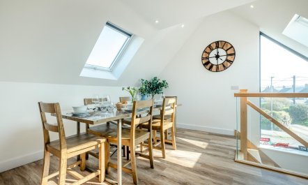 4 Bed in Porthleven 2