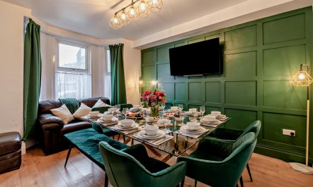 6 Bed in Bridlington