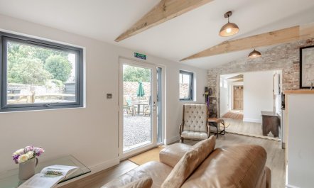 2 Bed in West Farleigh 4