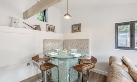 2 Bed in West Farleigh 8