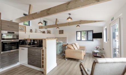 2 Bed in West Farleigh 1