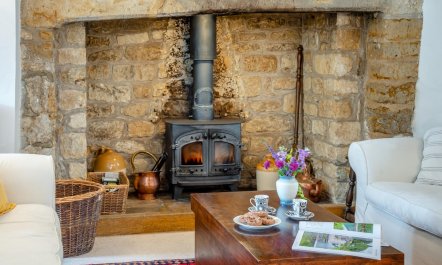 3 Bed in Powerstock 4