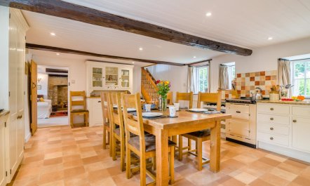 3 Bed in Powerstock 7