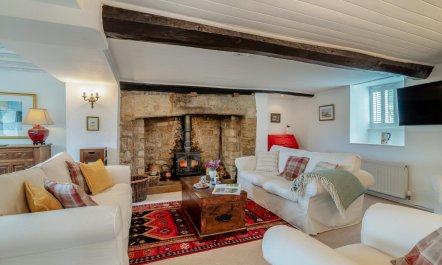 3 Bed in Powerstock 3