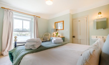 4 Bed in Polruan 7