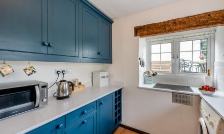 2 Bed in Westleigh 9