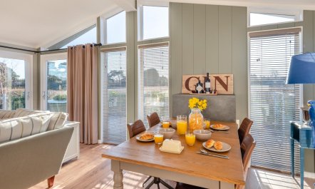 2 Bed in Burnham Market 9