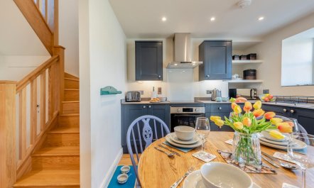 2 Bed in Little Haven 7