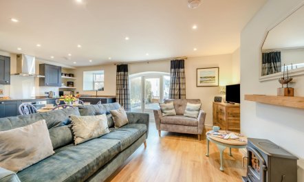 2 Bed in Little Haven