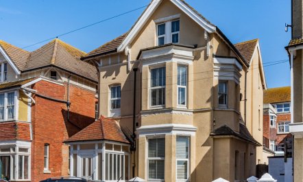 2 Bed in Bexhill-on-Sea 9