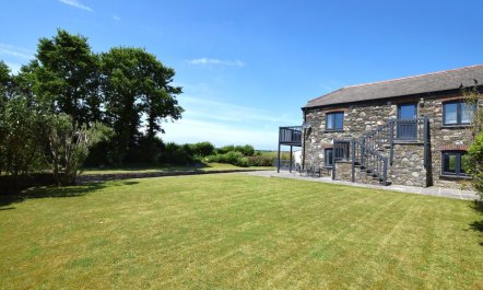 2 Bed in St. Minver 1