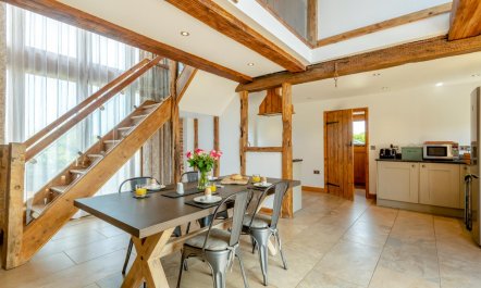 2 Bed in Lower Bodham 8