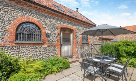 2 Bed in Lower Bodham 6