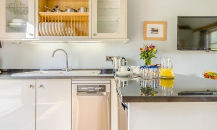 2 Bed in Little Hereford 9