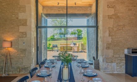 6 Bed in Freshford 1