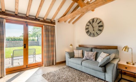 5 Bed in Lower Bodham 9