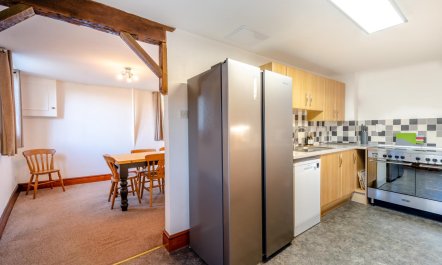 4 Bed in East Allington 6