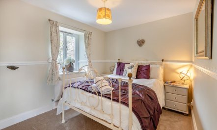 2 Bed in Braithwaite 9
