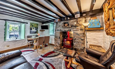 3 Bed in Fucheswen 8