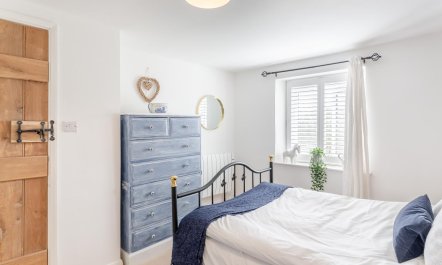 2 Bed in Richmond 3