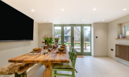 3 Bed in Westmancote 2