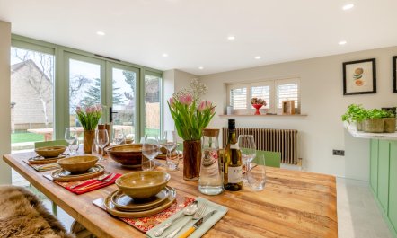 3 Bed in Westmancote 1