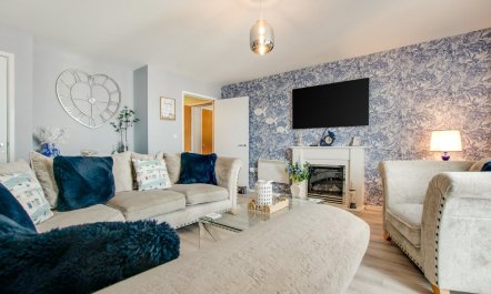 3 Bed in Whitby 2