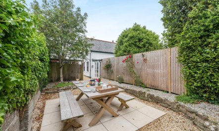 3 Bed in West Down 7
