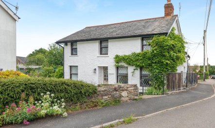 3 Bed in West Down 4
