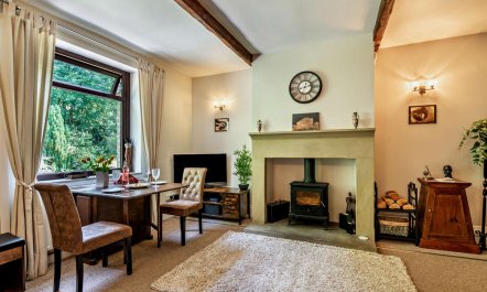 1 Bed in Luddendenfoot 2